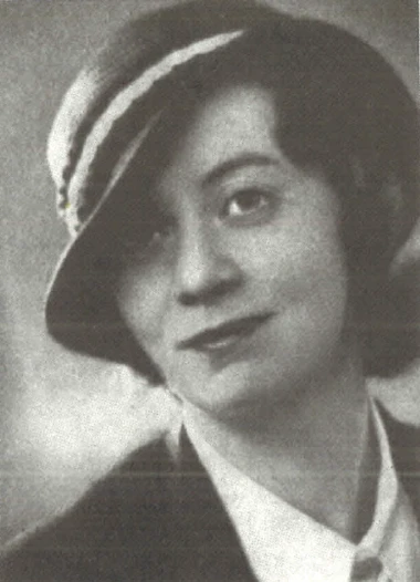 Anna Stephensen hóf störf hjá sendiráði Íslands í Kaupmannahöfn 1. desember árið 1929 og starfaði samfleytt hjá sendiráðinu í 43 ár.