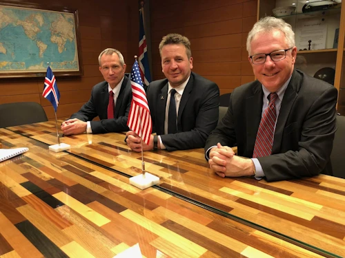 Michael J. Murphy (t.h.) og Thomas Goffus (t.v.) ásamt utanríkisráðherra