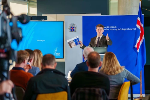 Jóhann Páll Jóhansson, umhverfis-, orku- og loftslagsráðherra, á kynningu á jarðvarmamati Ísor og úthlutun á jarðhitastyrkjum Loftslags- og orkusjóðs. 