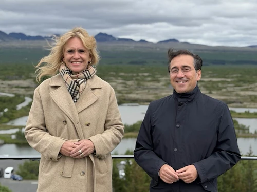 Þorgerður Katrín Gunnarsdóttir ásamt spænska utanríkisráðherranum, José Manuel Albares Bueno.