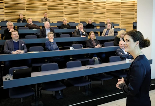 Þórdís Kolbrún Reykfjörð Gylfadóttir, ferðamálaráðherra, stýrði lokafundi Stjórnstöðvar ferðamála