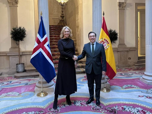 Þorgerður Katrín Gunnarsdóttir utanríkisráðherra ásamt José Manuel Albares, utanríkisráðherra Spánar.