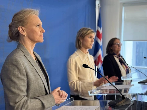 Af fréttamannafundi forystukvenna ríkisstjórnarinnar.