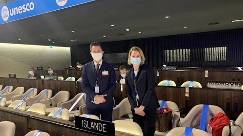 Fulltrúar fastanefndar Íslands hjá UNESCO í París að störfum