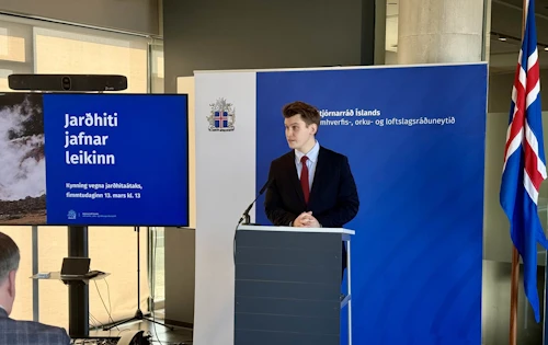 Jóhann Páll Jóhannsson, umhverfis-, orku- og loftslagsráðherra, kynnir átakið Jarðhiti jafnar leikinn.