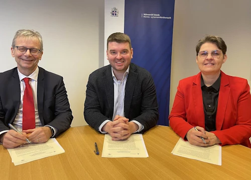 Jón Atli Benediktsson, rektor Háskóla Íslands, Ásmundur Einar Daðason, mennta- og barnamálaráðherra, og Kolbrún Þ. Pálsdóttir, forseti Menntavísindasviðs HÍ
