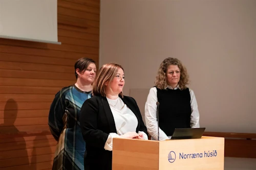 Verkefnið Jöklaleið fékk hæsta styrkinn úr framkvæmdasjóði ferðamannastaða. Matthildur Ásmundsdóttir, bæjarstjóri Hornafjarðar, Árdís Erna Halldórsdóttir, atvinnu- og ferðamálafulltrúi, Brynja Dögg Ingólfsdóttir, umhverfis og skipulagsstjóri og Hlynur Axelsson, arkitekt kynntu verkefnið.