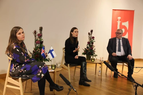 Frá hádegisspjalli forsætisráðherranna sem Heimir Már Pétursson fréttamaður stýrði.