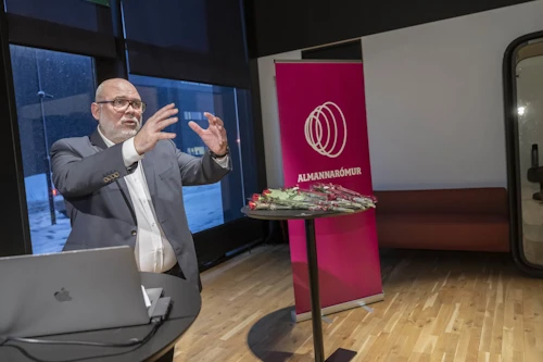 Logi Einarsson á viðburði hjá Almannarómi í upphafi árs