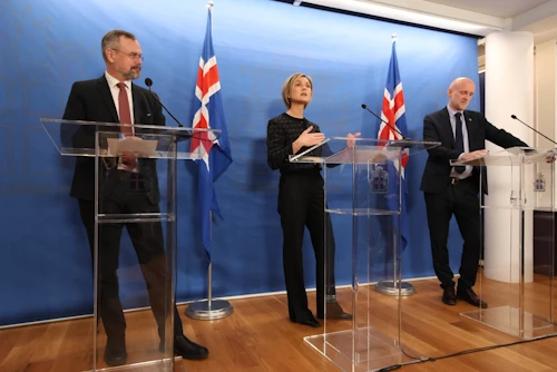 Frá kynningarfundi ríkisstjórnarinnar um samgönguáætlun og innviðafélag. Eyjólfur Ármannsson innviðaráðherra, Kristrún Frostadóttir forsætisráðherra og Daði Már Kristófersson fjármála- og efnahagsráðherra