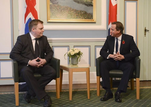 Sigmundur Davíð Gunnlaugsson forsætisráðherra og David Cameron forsætisráðherra Bretlands ræðast við