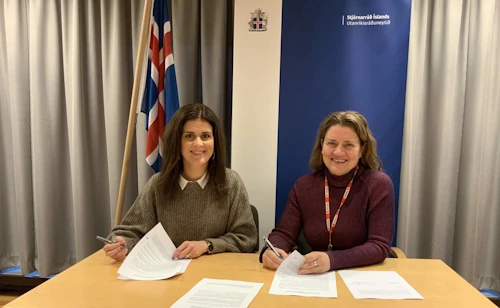 Þórdís Kolbrún Reykfjörð Gylfadóttir utanríkisráðherra og Kristín S. Hjálmtýsdóttir, framkvæmdastjóri Rauða krossins á Íslandi.