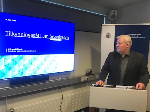 Sigurður Ingi Jóhannsson, samgöngu- og sveitarstjórnarráðherra, opnar nýja tilkynningagátt um öryggisatvik með formlegum hætti.