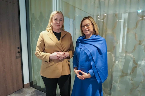Þorbjörg S. Gunnlaugsdóttir dómsmálaráðherra og Catherine De Bolle framkvæmdastjóri Europol