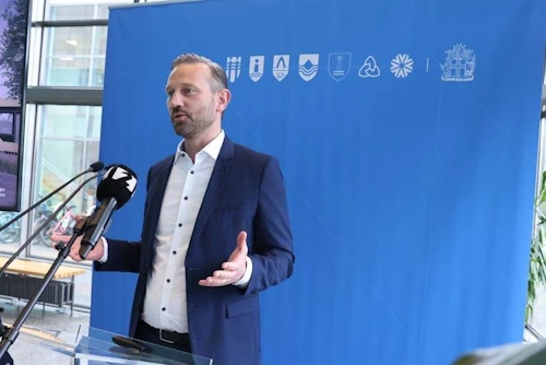 Einar Þorsteinsson borgarstjóri