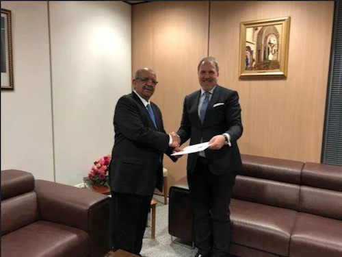 Kristján Andri Stefánsson sendiherra (t.h.) og Abdelkader Messahel, utanríkisráðherra Alsírs