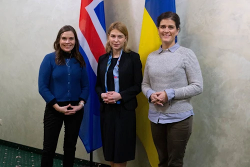 Katrín Jakobsdóttir forsætisráðherra, Olha Stefanishyna, aðstoðarforsætisráðherra Úkraínu, og Þórdís Kolbrún Reykfjörð Gylfadóttir utanríkisráðherra.