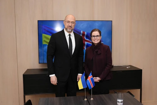 Katrín Jakobsdóttir forsætisráðherra og Denys Shmyhal, forsætisráðherra Úkraínu.