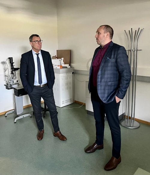 Willum Þór heilbrigðisráðherra og Guðjón Hauksson forstjóri HSA