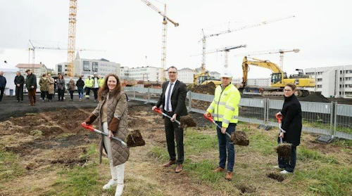 Fyrsta skóflustungan tekin að bílastæða og tæknihúsi nýs Landspítala