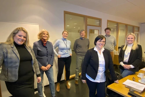 Frá fyrsta fundi verkefnisstjórnar. Frá vinstri eru Guðveig Eyglóardóttir, Anna Guðrún Björnsdóttir, Anna Gunnhildur Ólafsdóttir, Gauti Jóhannesson, Eva Marín Hlynsdóttir, Bjarki Hjörleifsson og Eva Hrund Einarsdóttir.