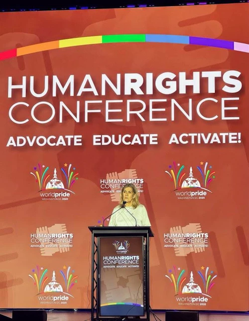Hanna Katrín Friðriksson atvinnuvegaráðherra heldur erindi á mannréttindaráðstefnu World Pride í Washington DC