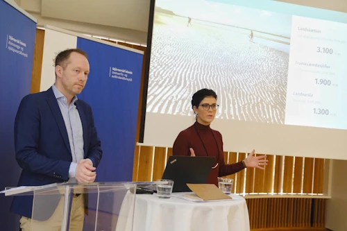 Guðmundur Ingi Guðbrandsson, umhverfis- og auðlindaráðherra og Þórdís Kolbrún R. Gylfadóttir ferðamálaráðherra kynntu úthlutun úr Landsáætlun og Framkvæmdasjóði ferðamannastaða í dag. 
