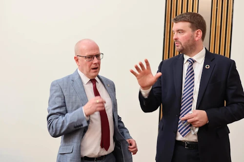 Ásmundur Einar fundaði með Kevin Stuart, húsnæðismálaráðherra Skotlands, í gær.