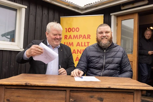Við athöfnina undirrituðu Haraldur Þorleifsson hvatamaður verkefnisins og Sigurður Ingi Jóhannsson, innviðaráðherra, samning um stuðning ríkisins við verkefnið.