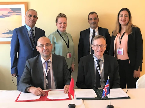 Loftferðasamningur við Marokkó áritaður
