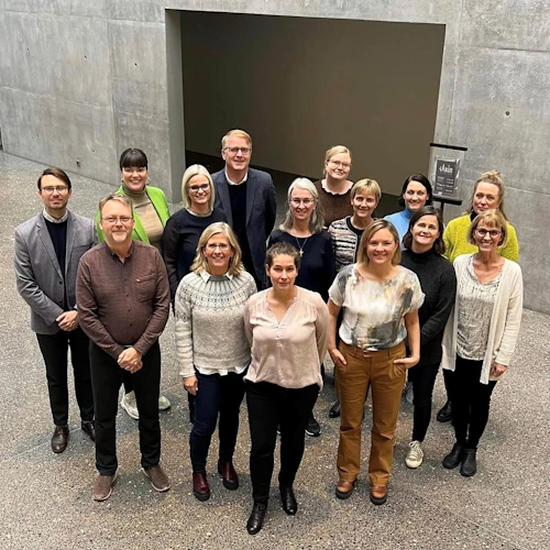 Stýrihópur Stjórnarráðsins um byggðamál í heimsókn í Hofi á Akureyri ásamt fulltrúum frá Samtökum sveitarfélaga og atvinnuþróunar á Norðurlandi eystra.