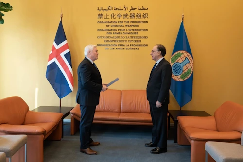Þórður Ægir og Fernando Arias (Mynd: OPCW)