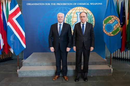 Þórður Ægir og Fernando Arias (Mynd: OPCW)