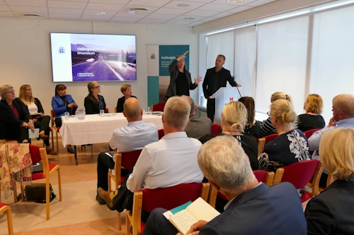Akranes - ráðherra dregur upp stóru myndina