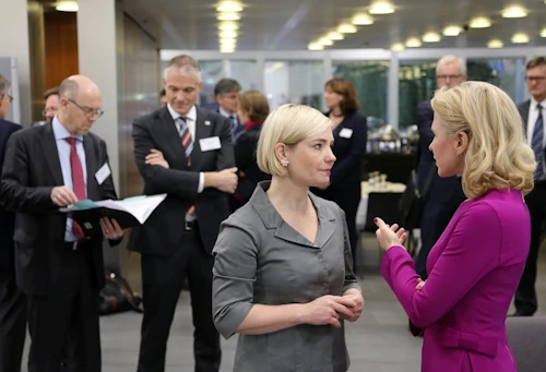 Utanríkisráðherrar Íslands og Liechtenstein ræðast við.