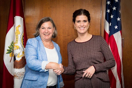 Þórdís Kolbrún og Victoría Nuland, aðstoðarutanríkisráðherra Bandaríkjanna.