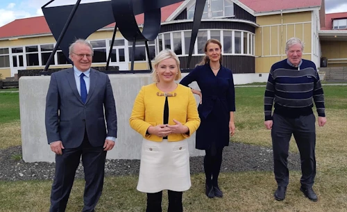 Vilhjálmur Egilsson, Margrét Jónsdóttir Njarðvík, Lilja Alfreðsdóttir mennta- og menningarmálaráðherra og Reynir Ingibjartsson.