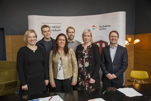 Að aflokinni undirritun um fjármögnun verkefnisins í Gamla Garði