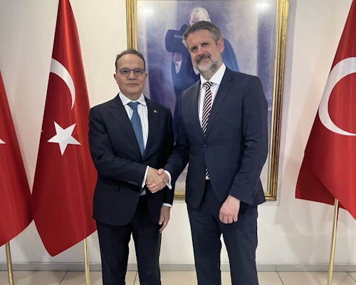Martin Eyjólfsson ráðuneytisstjóri í utanríkisráðuneytinu ásamt Mehmet Kemal Bozay varautanríkisráðherra Tyrklands.