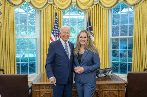 Joseph R. Biden Bandaríkjaforseti og Svanhildur Hólm Valsdóttir, sendiherra Íslands í Bandaríkjunum. 