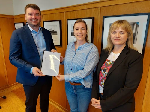 Ásmundur Einar Daðason, Sigurbjörg Sigurpálsdóttir Samskiptaráðgjafi og Þóra Sigfríður Einarsdóttir frá Domus Mentis