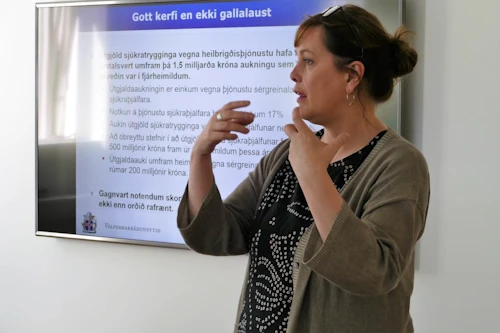 Svandís Svavarsdóttir heilbrigðisráðherra