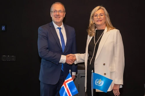 Alma D. Möller heilbrigðisráðherra og Dr. Hans Kluge, framkvæmdastjóri Evrópuskrifstofu WHO