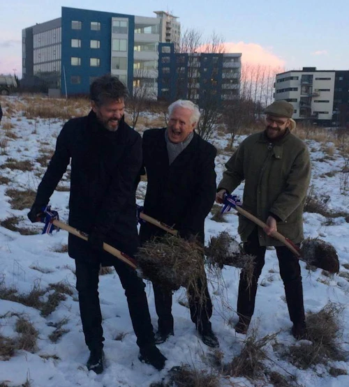 Fyrsta skóflustunga að nýju hjúkrunarheimili við Sléttuveg tekin