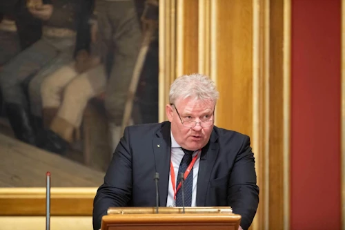 Sigurður Ingi Jóhannsson samstarfsráðherra Norðurlandanna mælir fyrir fjárhagsáætlun Norrænu ráðherranefndarinnar á þingi Norðurlandaráðs.