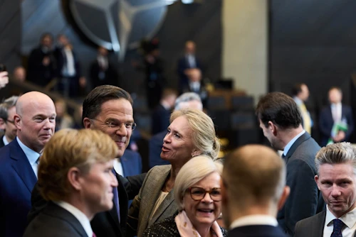 Þorgerður Katrín Gunnarsdóttir utanríkisráðherra ásamt Mark Rutte framkvæmdastjóra bandalagsins.