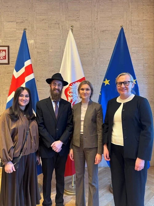 Mushky Feldman, Avraham Feldman, rabbíni gyðinga á Íslandi, Kristrún Frostadóttir forsætisráðherra og Þorbjörg Sigríður Gunnlaugsdóttir dómsmálaráðherra.