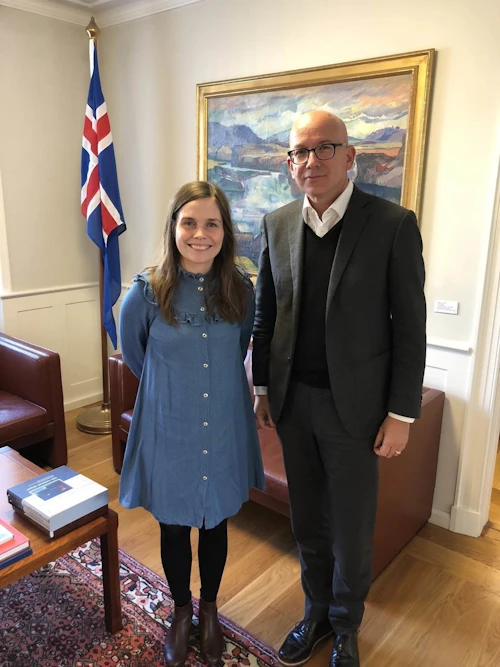 Katrín Jakobsdóttir, forsætisráðherra og Yves Daccord, framkvæmdastjóri ICRC (Alþjóðaráðs Rauða krossins)