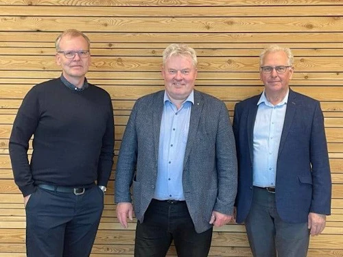 Magnús B. Jónsson formaður stjórnar Byggðastofnunar, Sigurður Ingi Jóhannsson, samgöngu- og sveitarstjórnarráðherra og Aðalsteinn Þorsteinsson forstjóri.