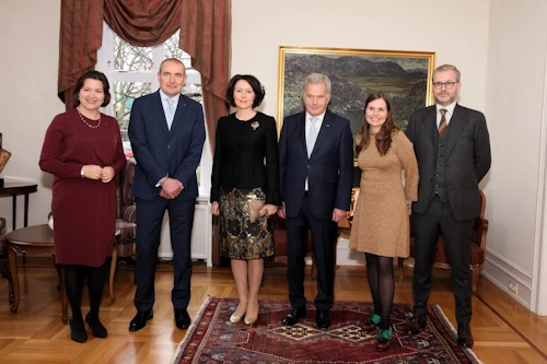 Elíza Reid, Guðni Th. Jóhannesson, forseti Íslands, Jenni Haukio, Sauli Niinistö, forseti Finnlands, Katrín Jakobsdóttir forsætisráðherra og Gunnar Sigvaldason.